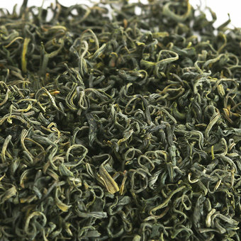 Зелёный Е шэн, весна 2025