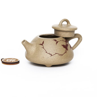 Чайник Исин, Ши Пяо, роспись глиной, №5, 70 мл арт. 3592 Чайник Исин, Ши Пяо, роспись глиной, №5, 70 мл